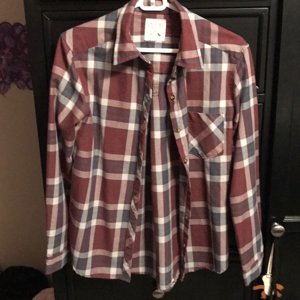 Women’s flannel button up